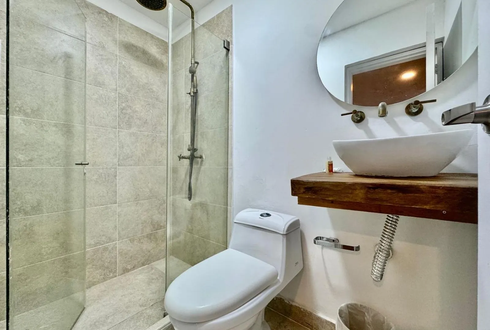 Casa Celine Cartagena Bed and Breakfast 0*,  Colombia