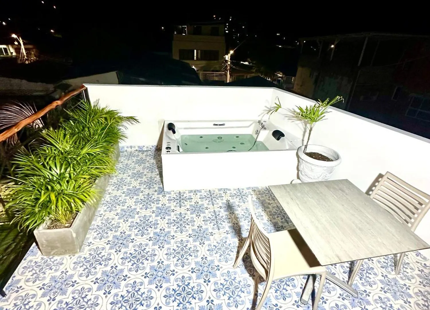 Casa Celine Cartagena Bed and Breakfast 0*,