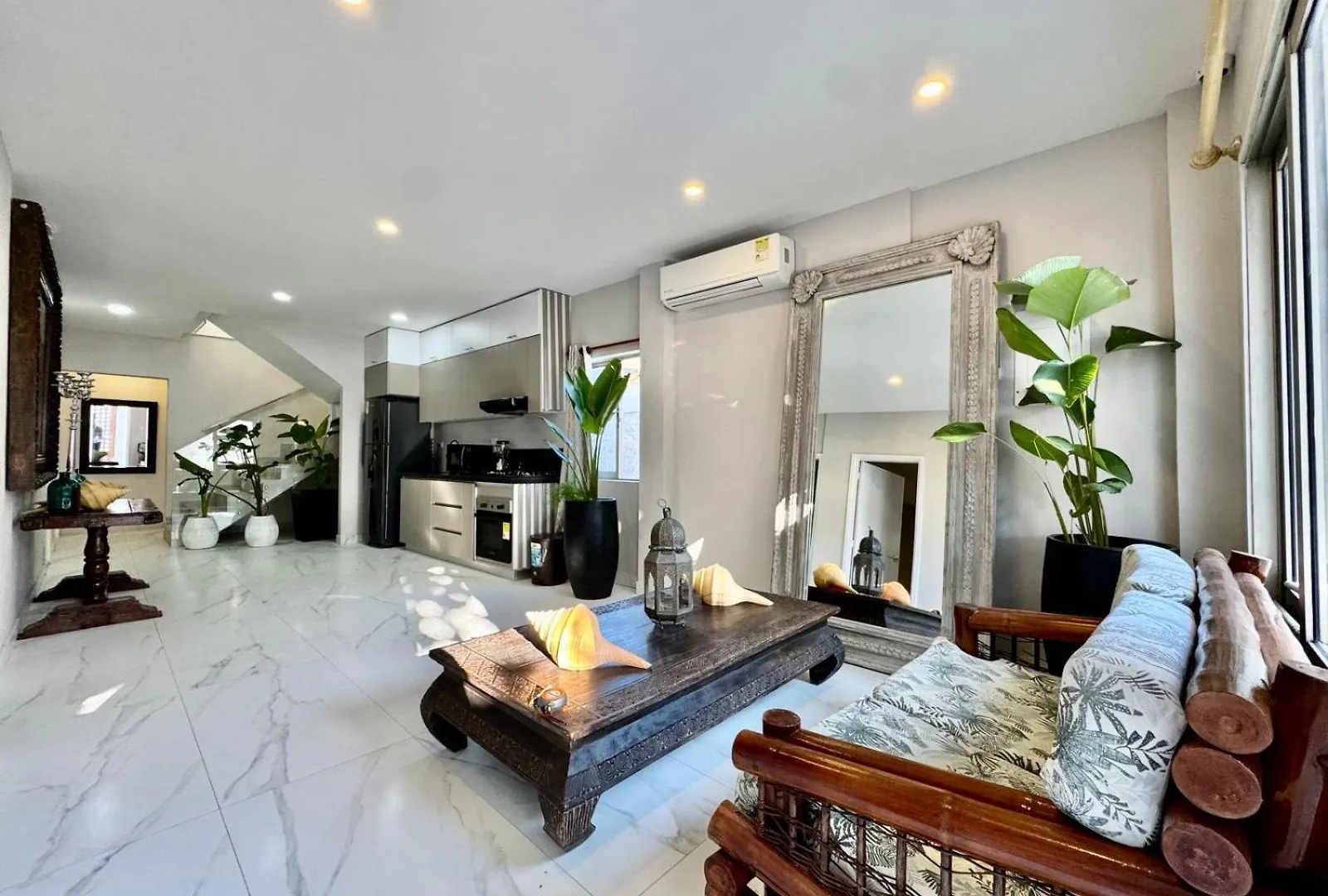 Casa Celine Cartagena Bed and Breakfast 0*,