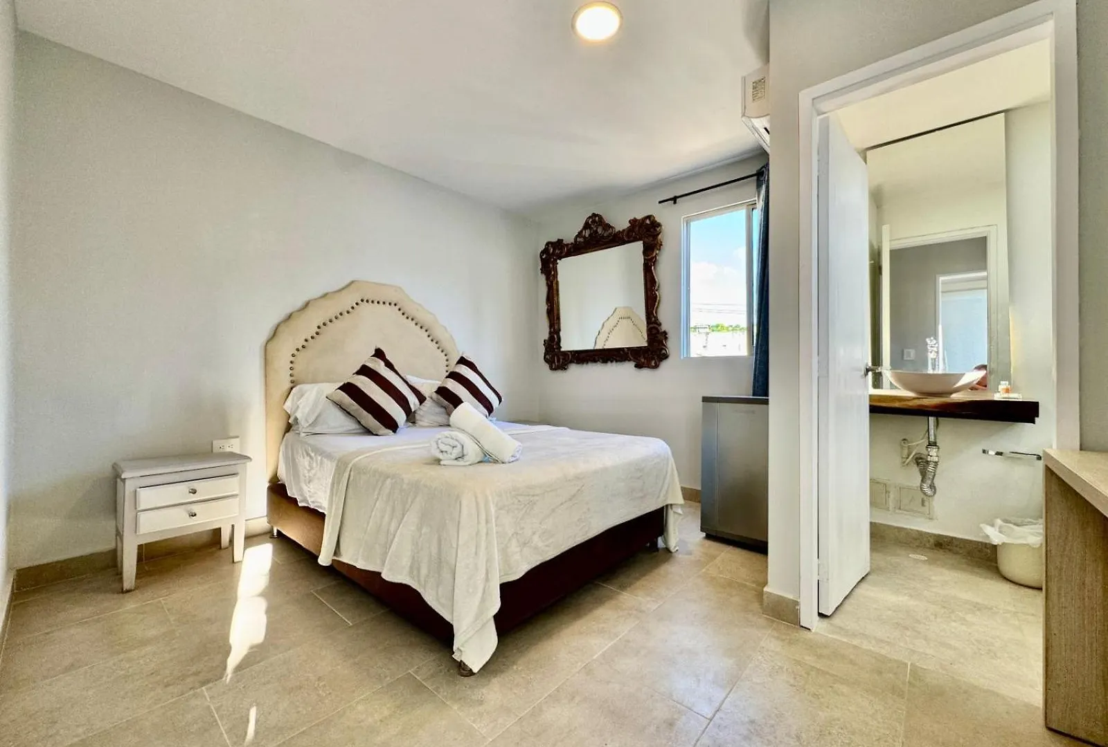 Casa Celine Cartagena Bed & Breakfast Colombia